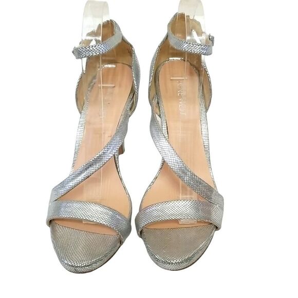 Nine West Silver  Heels Sandals size 8.5 - Picture 1 of 9